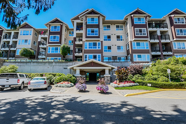Looking to buy or sell your condo?